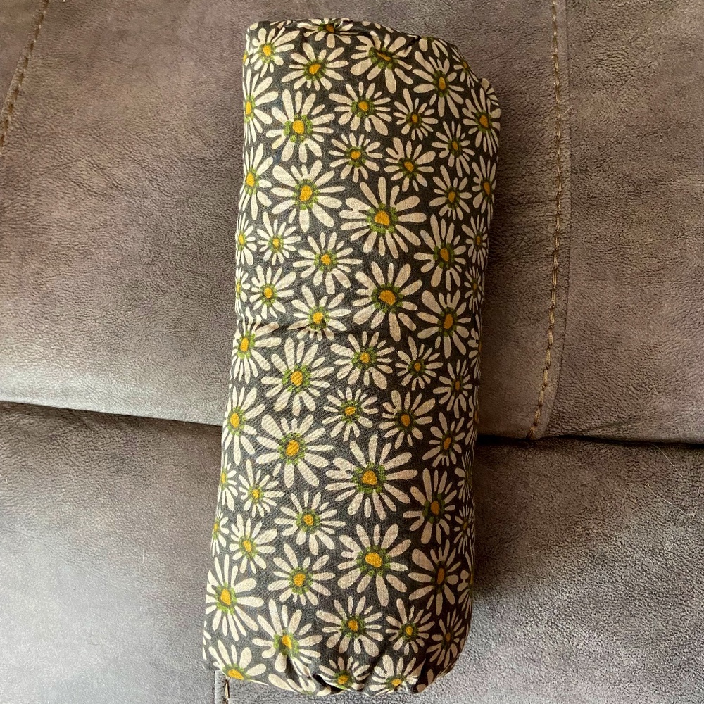 NATURAL LIFE Queen Fitted Sheet Onyx Daisy NWOT